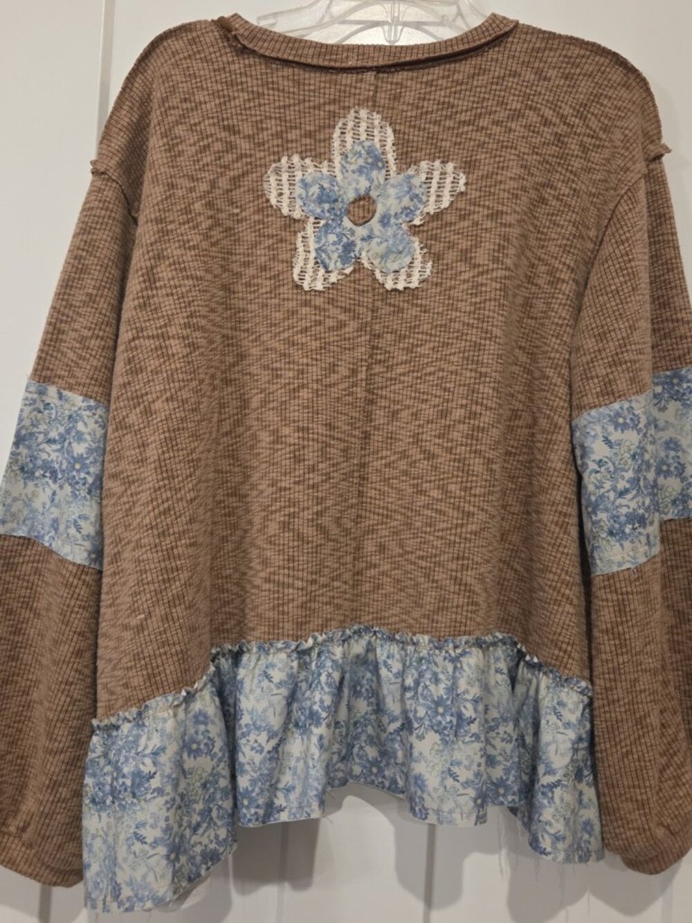 84. POL Waffle/Patchwork Sweatshirt - Picture 2 of 4